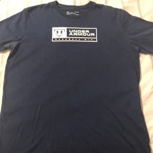 Under Armour Baseball Large Shirt
